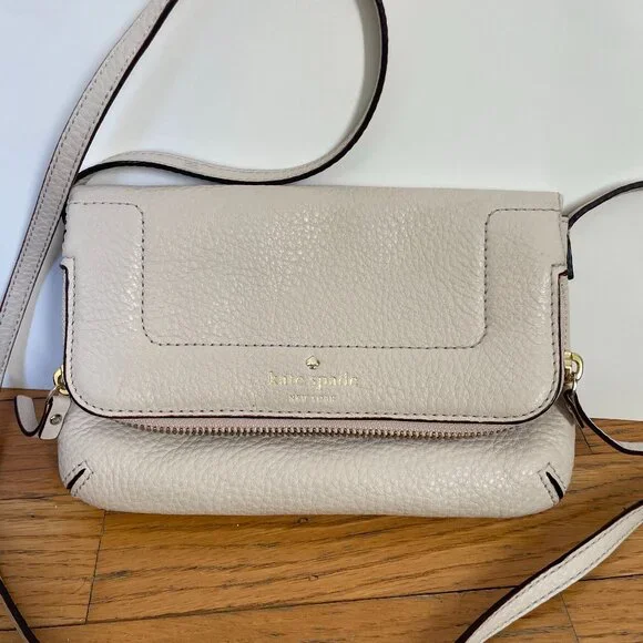 Kate Spade New York Mansfield Mariana pebbled leather crossbody bag Beige - Picture 2 of 10